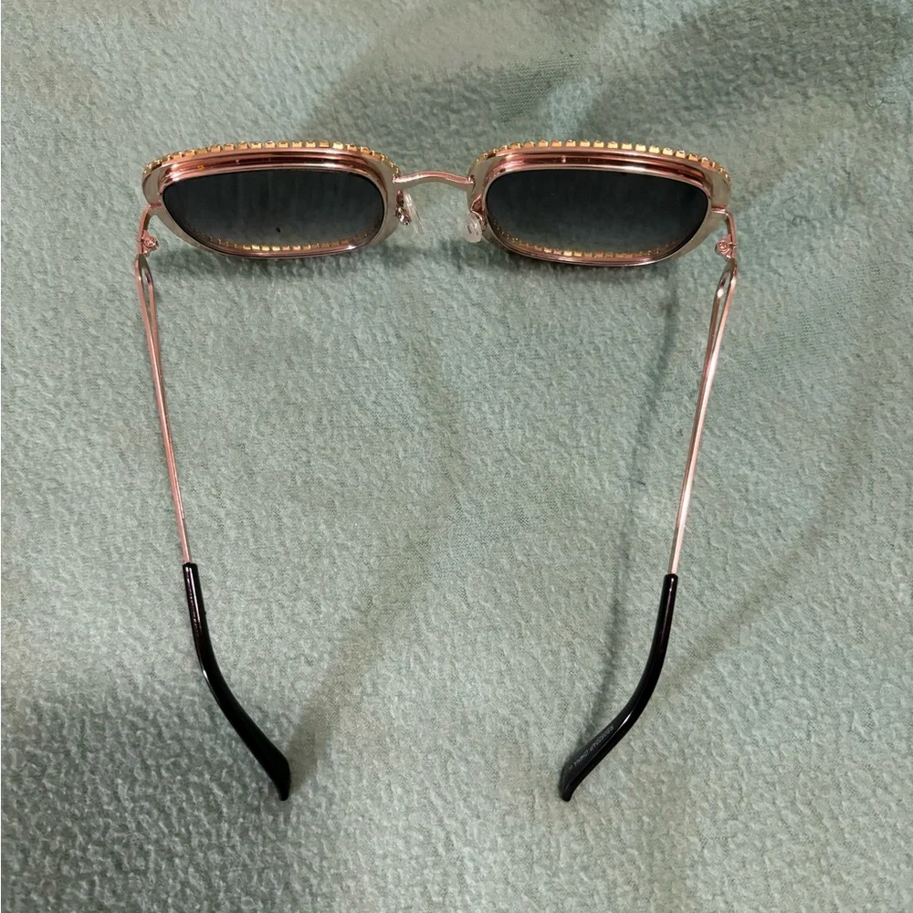 Square Oversized Sunglasses with Diamond Stud Decorated Lens Women's Black/Gold
